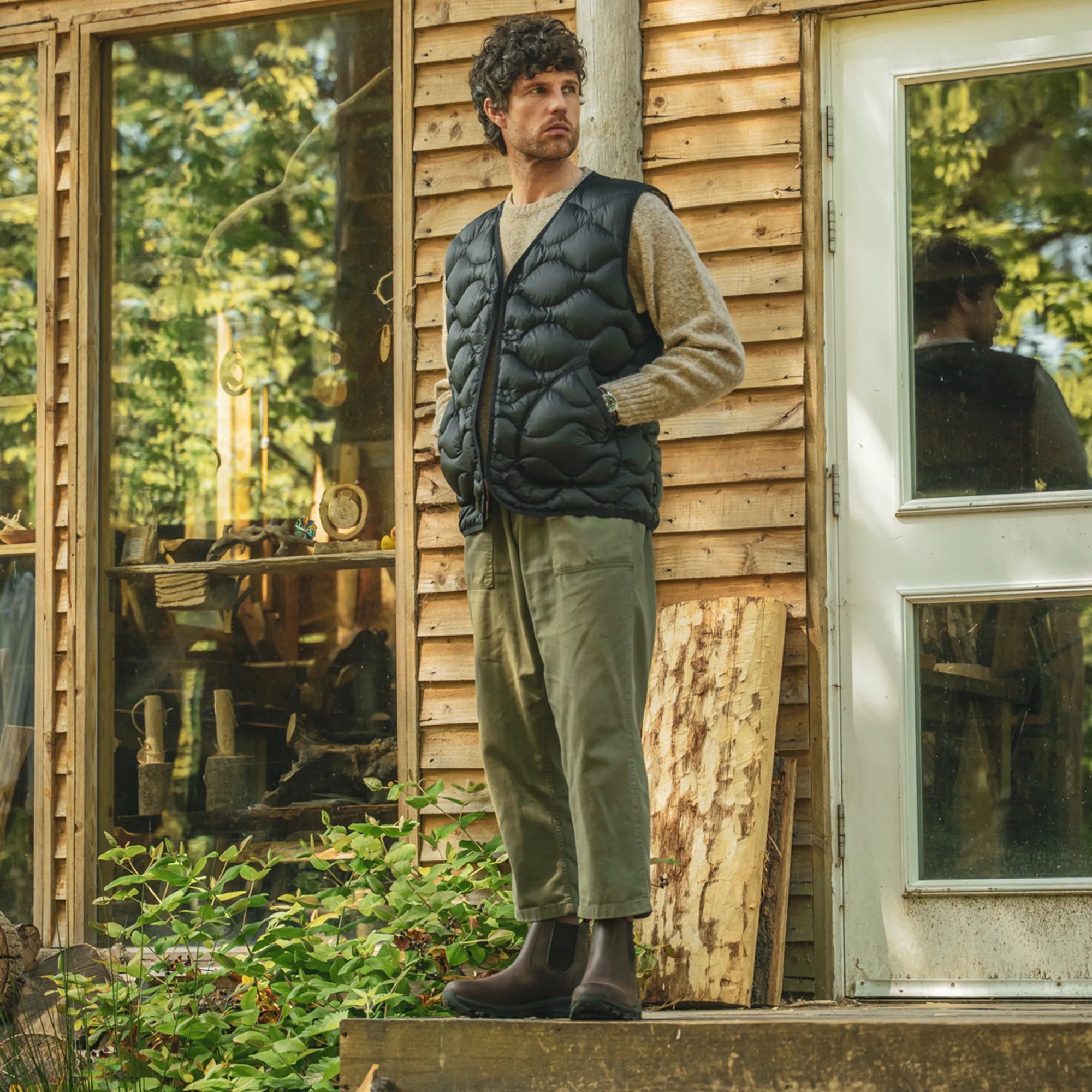 RIBCHESTER // BROWN DISTRESSED